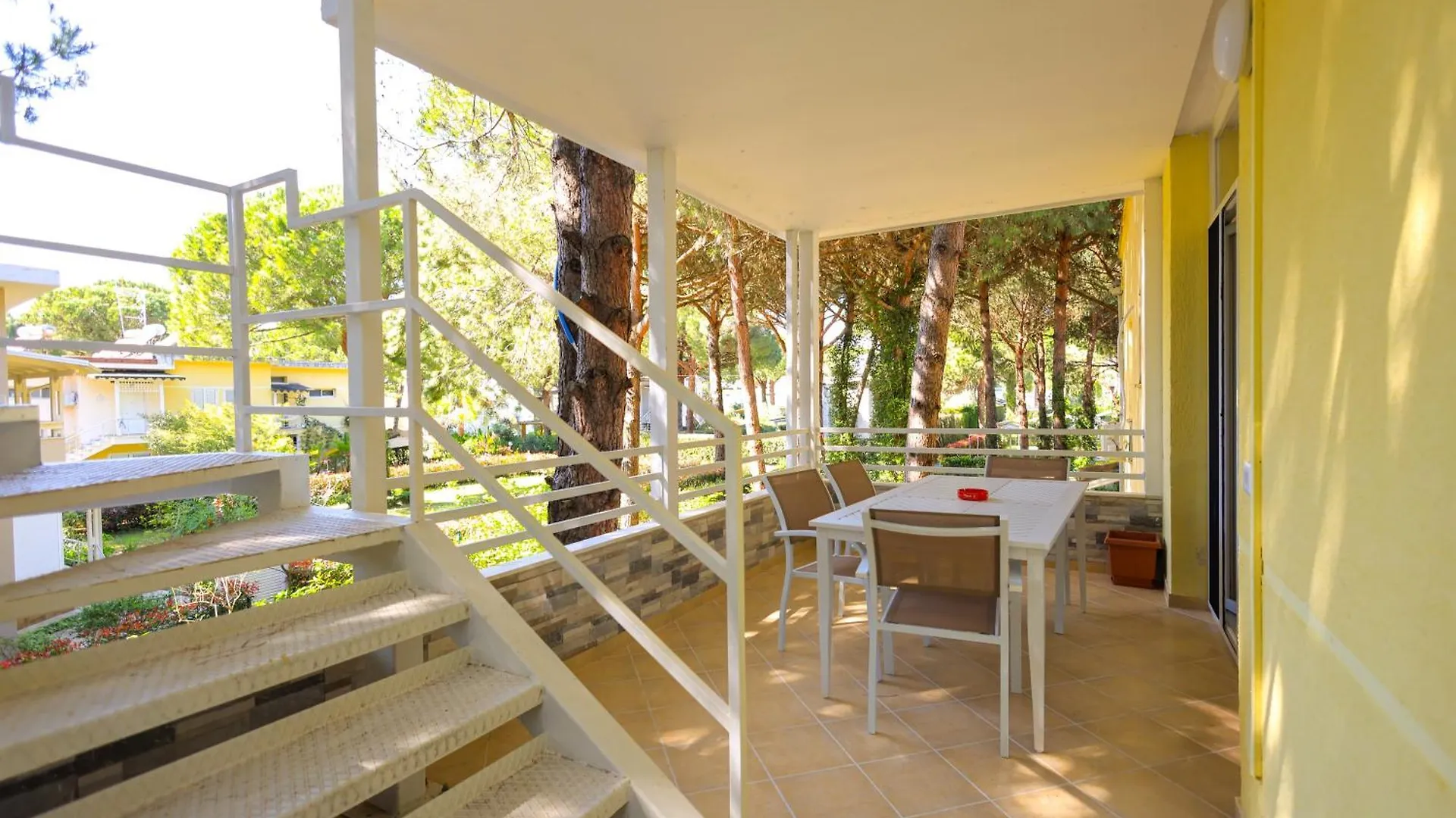 Grandstay Villa Perla Resort Durres