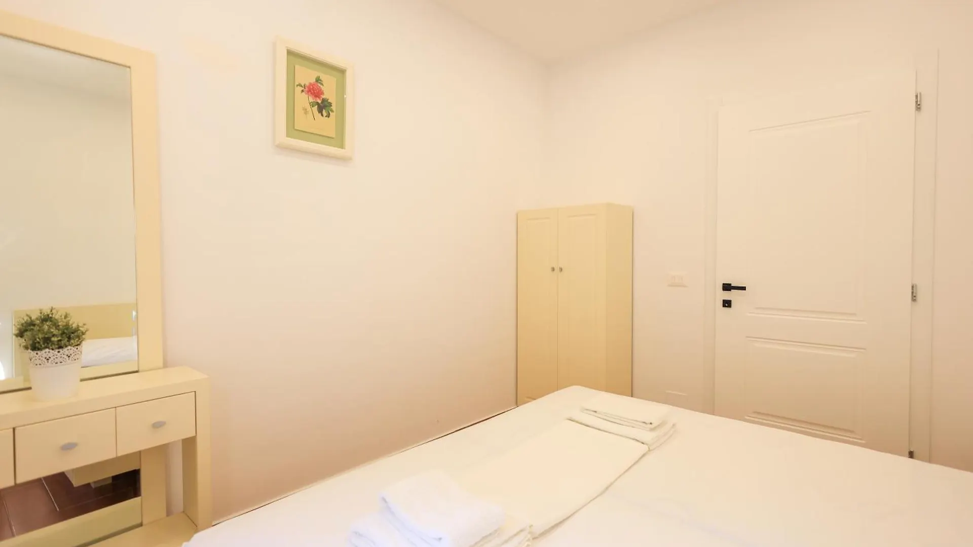 Grandstay Villa Perla Resort Durres